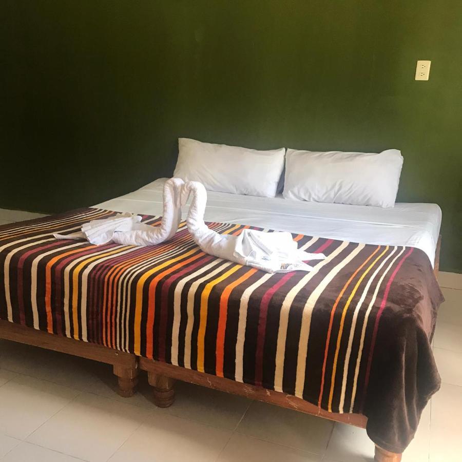 Hotel Maya Balam Xpujil Kültér fotó